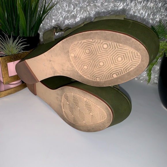 Caslon Platform Sandals Matte Green Sz 6.5 - Picture 13 of 13
